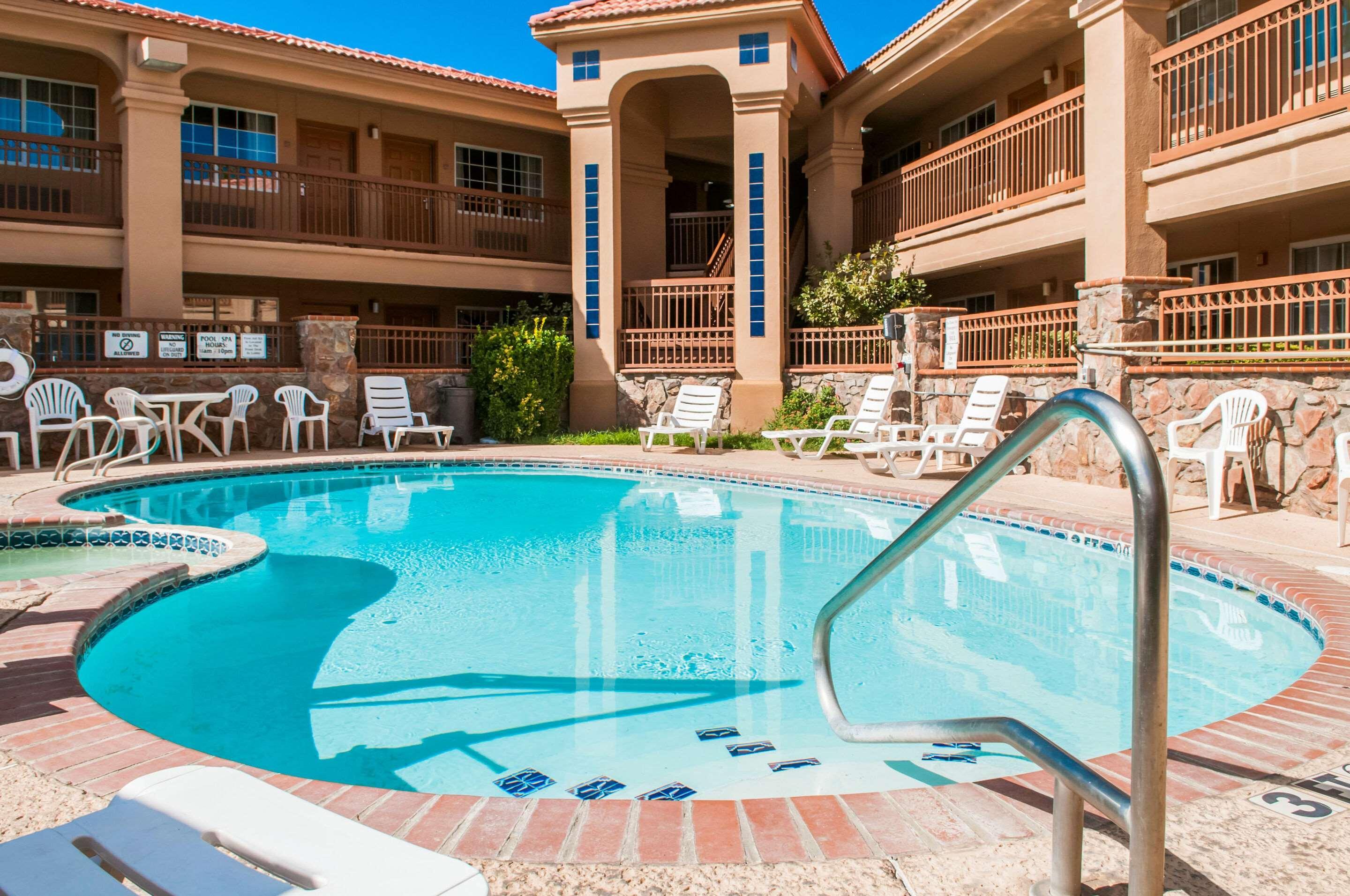 Quality Inn & Suites Las Cruces - University Area Eksteriør bilde